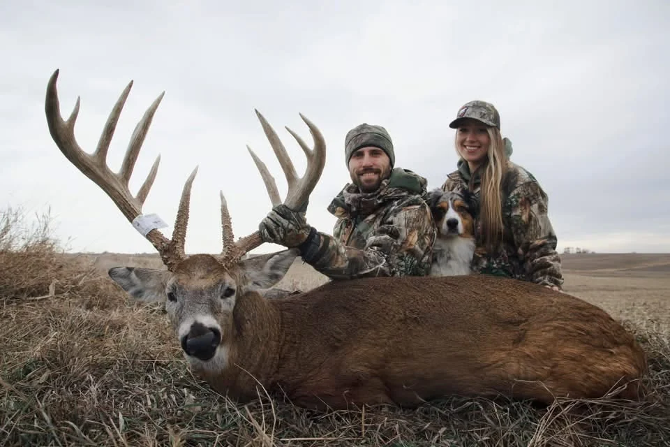 Kaleb and Casey with the Vendetta buck